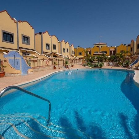 Apartamento Vanessa 아데제 외부 사진